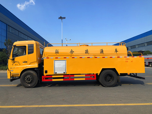 东风天锦清洗车（国六）大卷盘圆罐